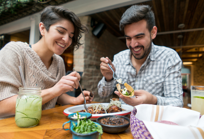 texas hill country restaurants, restaurants near caliterra, verdes, trattoria lisina, homespun kitchen and bar, dining near dripping springs, dripping springs, tx, texas hill country, caliterra, master-planned community in dripping springs