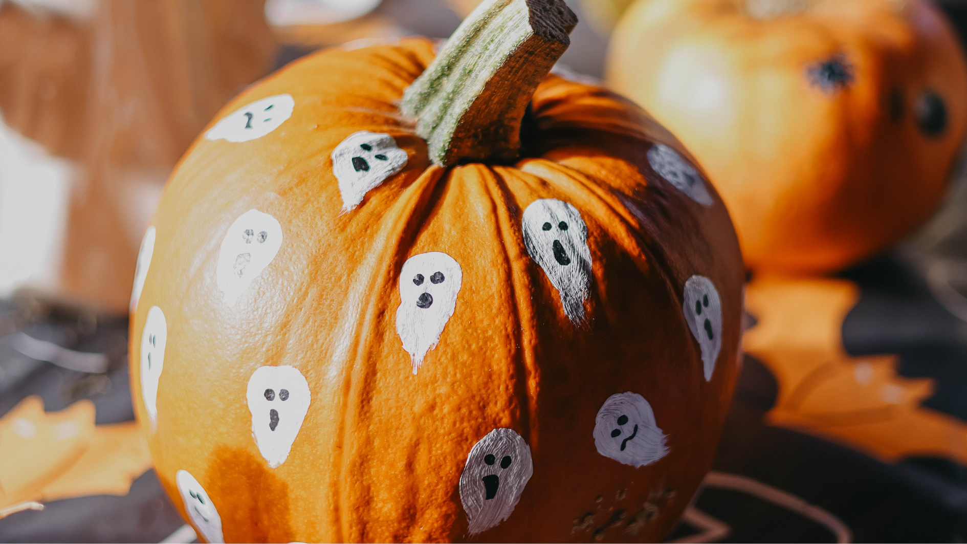 #1 Caliterra Sep25_ Creative Ways to Paint Pumpkins Without Carving