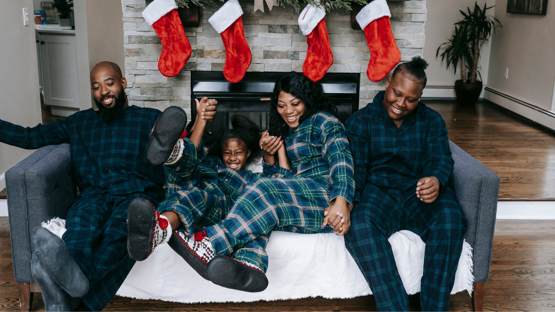 #1 Caliterra Dec25_ Cozy Holiday Movie Night Ideas for Your Caliterra Living Room or Backyard